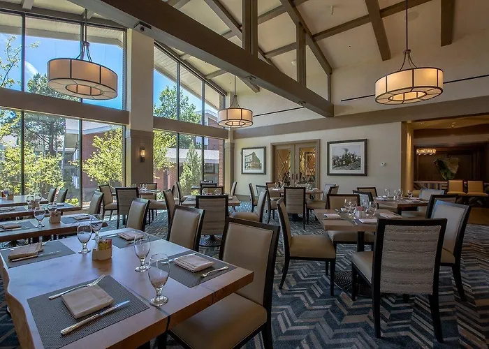 Hotel Little America 4*